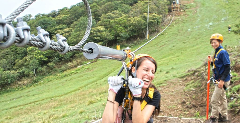 Zip lining as a Perfect Leisure Activity